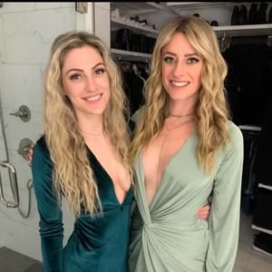 Meet your Posher, Hilary